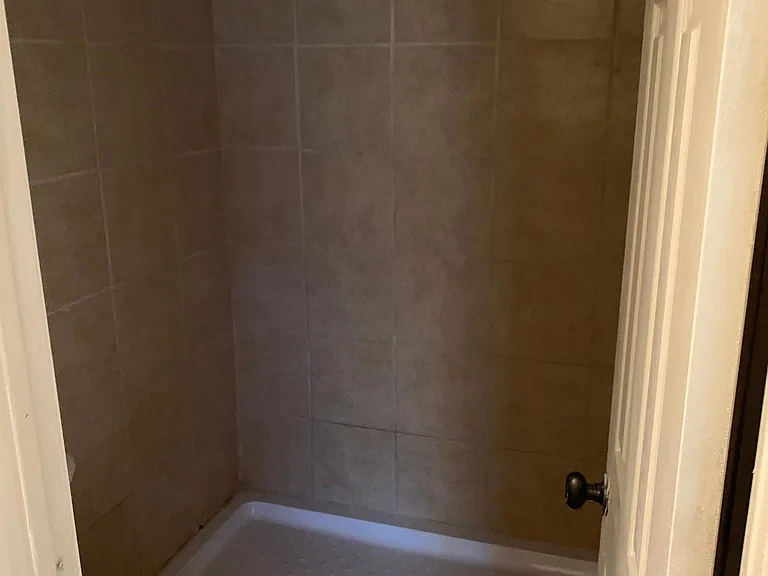 1031 Woodshire Cir — Photo 15