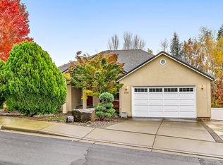 4790 Cloudcrest Dr, Medford, OR 97504