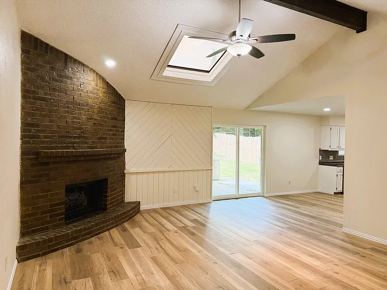 6406 Willow Springs Dr — Photo 14