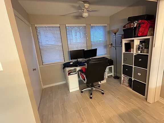 4th image of 1510 W North Loop Blvd APT 612