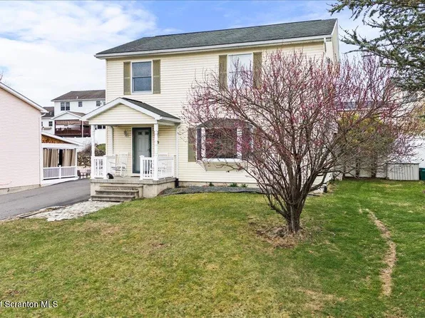 209 Bubernak Blvd, Old Forge, PA 18518