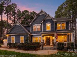 1525 Springfield Dr, Waxhaw, NC 28173