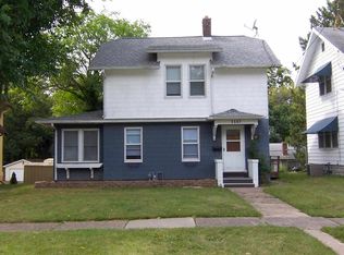 1137 29th St, Moline, IL 61265