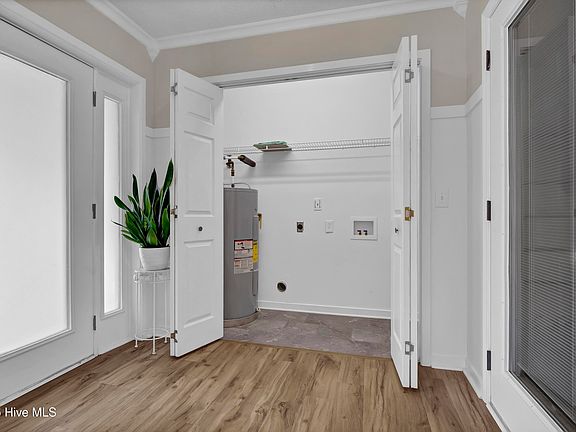 5th image of 7404 Countywood Way