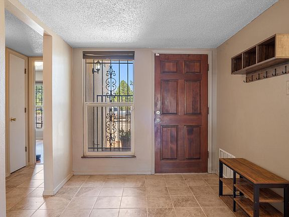 5th image of 3300 Delamar Ave NE