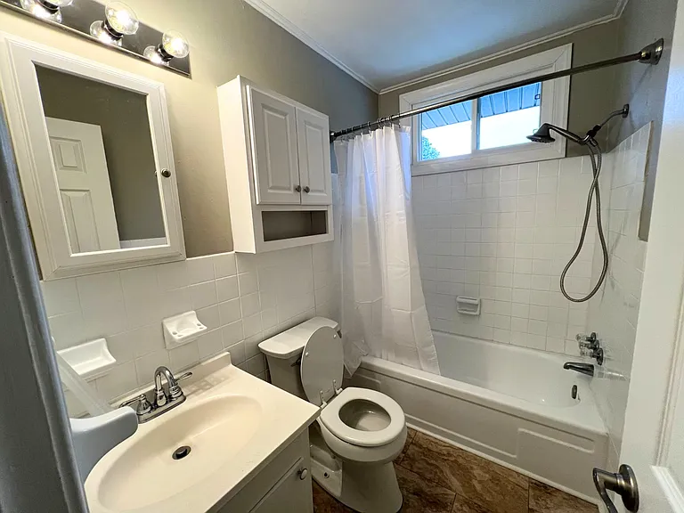 809 Randolph St #2 — Photo 21