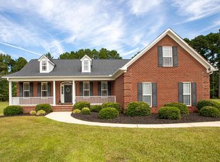 7294 Sandcastle Ln, Linden, NC 28356