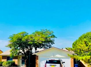 1619 Hogle Rd NE, Albuquerque, NM 87112