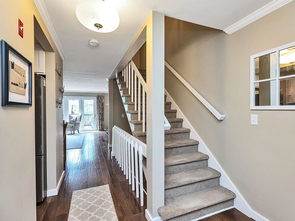 44 Thornhill Road, Stratham, NH 03885 Zillow