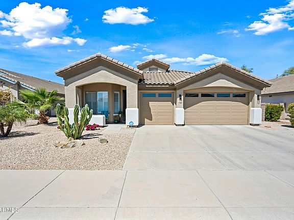 5th image of 1428 E IRIS Drive