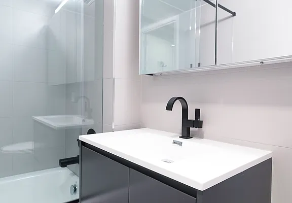 Rented by Kahen Properties | media 21