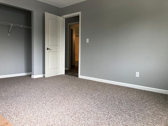 5th image of 119 1st Ave NE #6