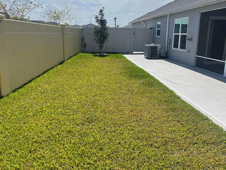 875 Carmichael Ct — Photo 12