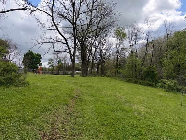 1660 Bamberger Rd — Photo 16