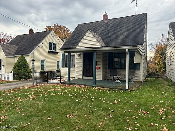 5th image of 71 Beechwood Dr