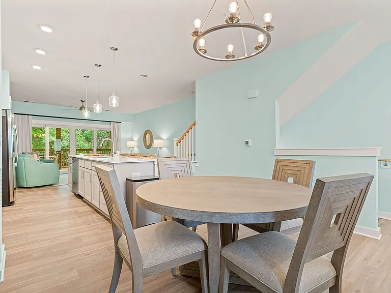 1115 Cambridge Rd — Photo 8