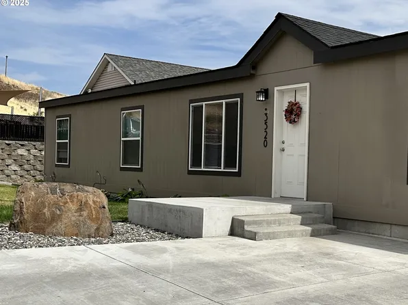 3520 NE King Pl, Pendleton, OR 97801
