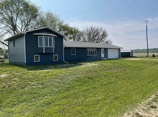89718 563rd Ave, Saint Helena, NE 68774