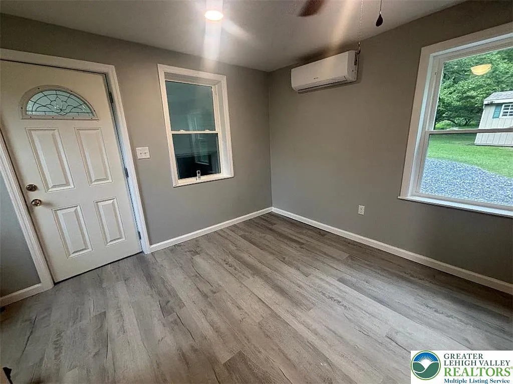 1 bed, 1.0 bath, 546 sqft, $1,400 — Photo 2