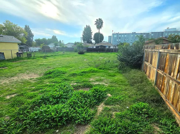 0 J St, Sanger, CA 93657