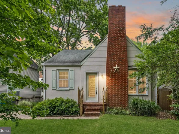 76 Summerfield Dr, Annapolis, MD 21403