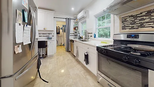 1173 Boylston St Photo 1
