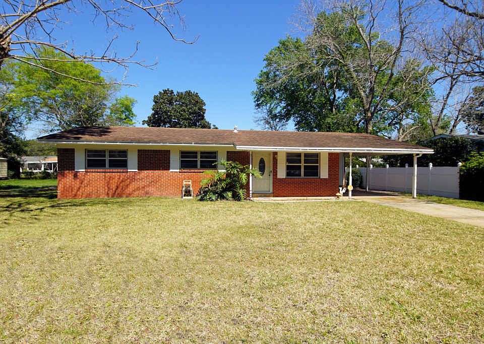 1st image of 63 Silva Dr NW