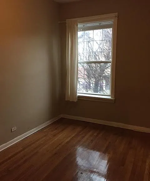 4540 N Sheridan Rd #2 — Photo 2