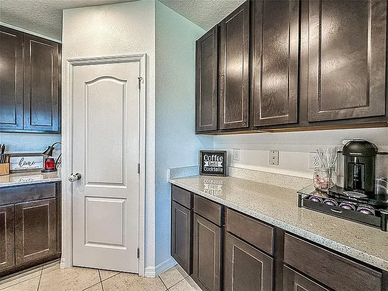 810 Bocavista Ct — Photo 9