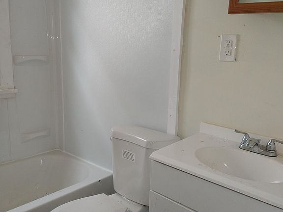 4th image of 11707 Ablewhite Ave #1