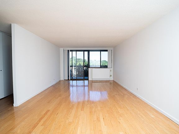 2nd image of 1 Bay Club Dr APT 6W