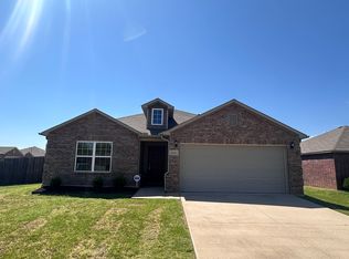 10201 Sussex Pl, Oklahoma City, OK 73120
