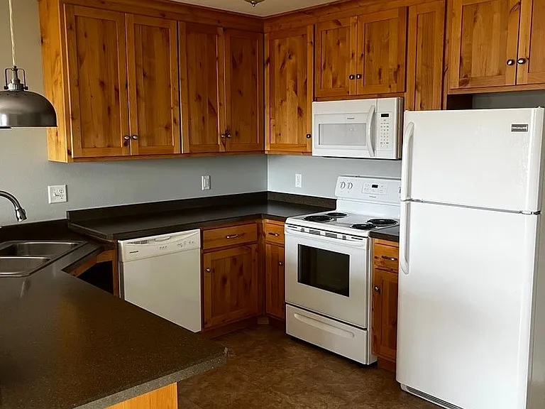 308 College Cir — Photo 5