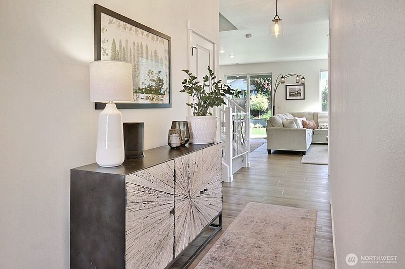 5th image of 1159 Williams Place