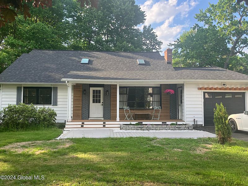 2nd image of 1193 Eastern Avenue