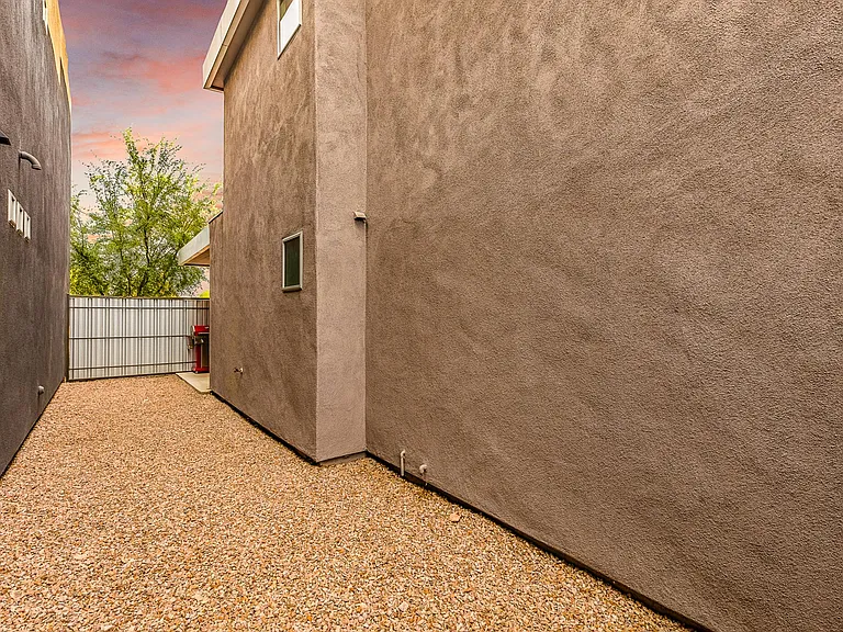 864 E Park Modern Dr — Photo 27