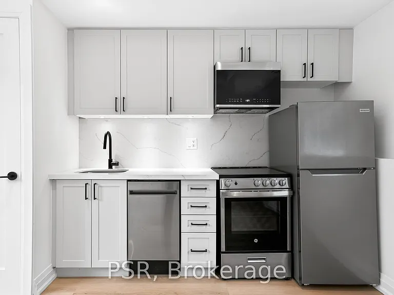 218 Aileen Ave #E — Photo 11