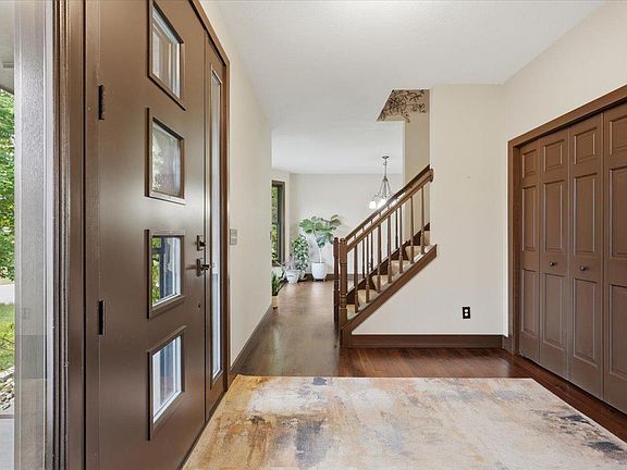 5th image of 10057 Raleigh Ct