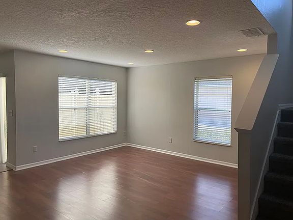 3rd image of 3035 Indus Dr