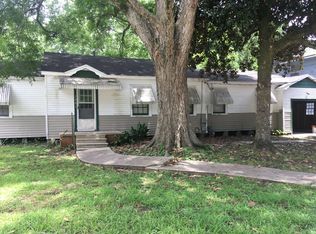 729 N State St, Abbeville, LA 70510