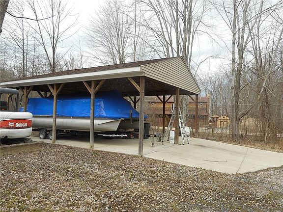 2nd image of 2994 Scott Cliff Dr