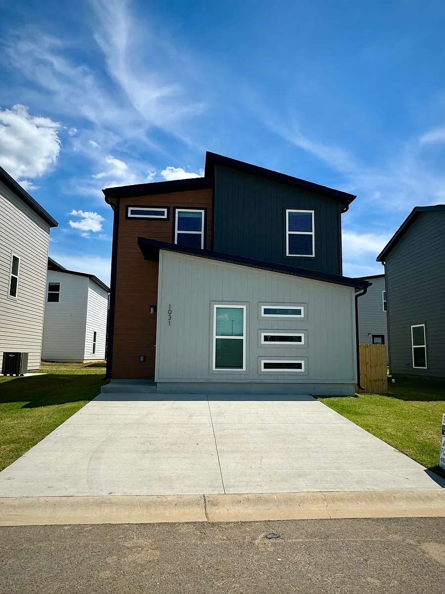 Building Photo - 1031 Kentucky Ave