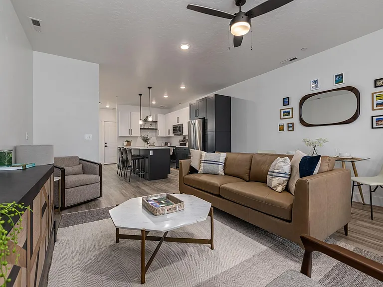 Olivia Apartments — Photo 9