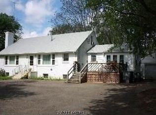 2834 Hunter Rd, Fairfax, VA 22031