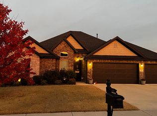 6205 S 61st St, Rogers, AR 72758