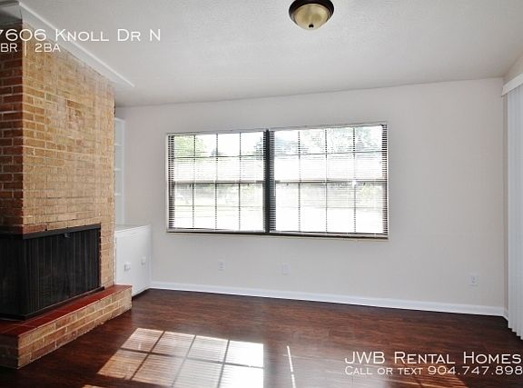 3rd image of 7606 Knoll Dr