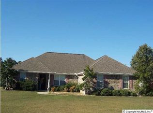 114 Birch Ln, Albertville, AL 35950