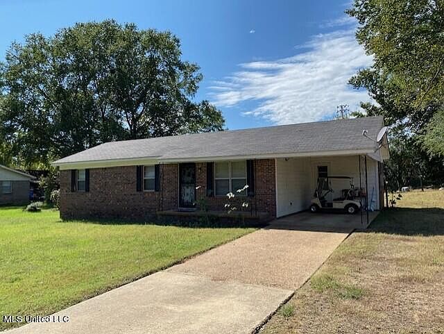 2nd image of 121 Gardenview Dr
