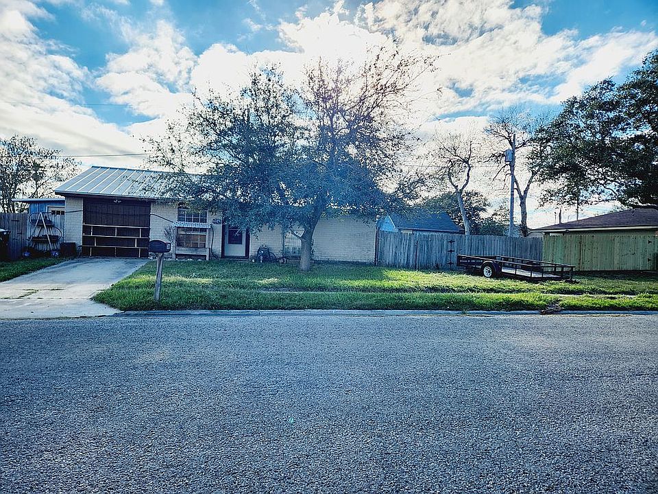 1st image of 306 Norfolk Dr