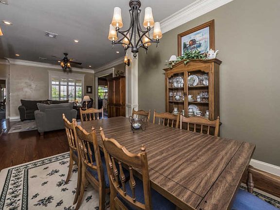 5th image of 105 Southlake Cir
